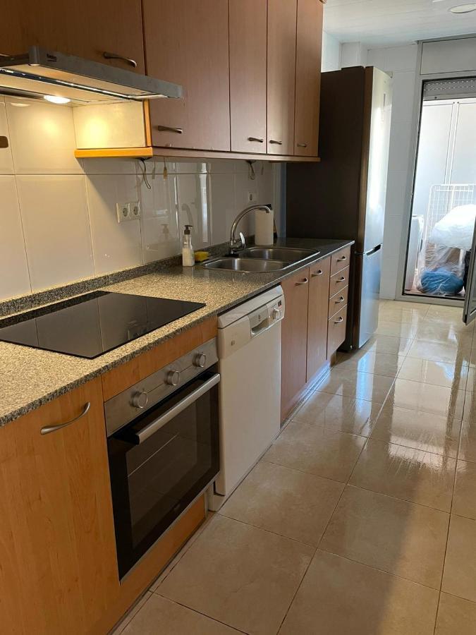 Riu - Apartamento En Primera Linea De Mar Con Piscina Cubelles Esterno foto